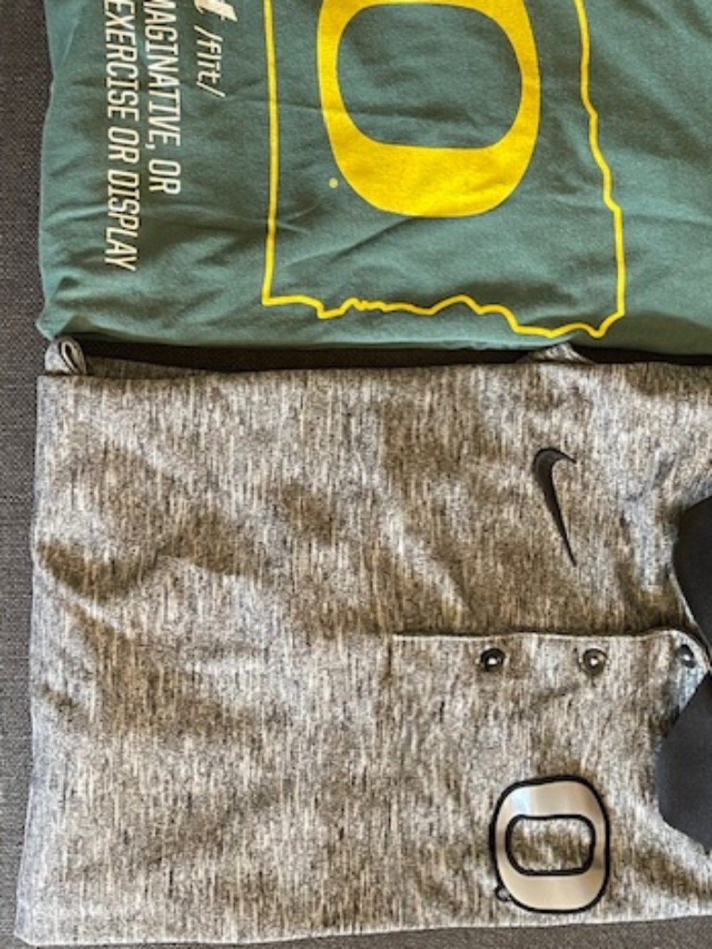Oregon Ducks 2 Shirt Lot--1 Tee & 1 Polo--Men's Small---LOOK!!!